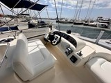 Rodman 41 - Flybridge helm